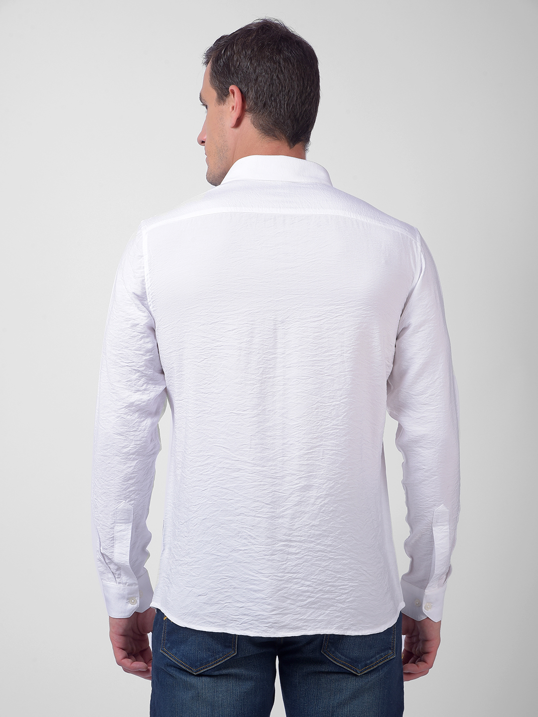 Numero Uno Men White Textured Regular Fit Shirt